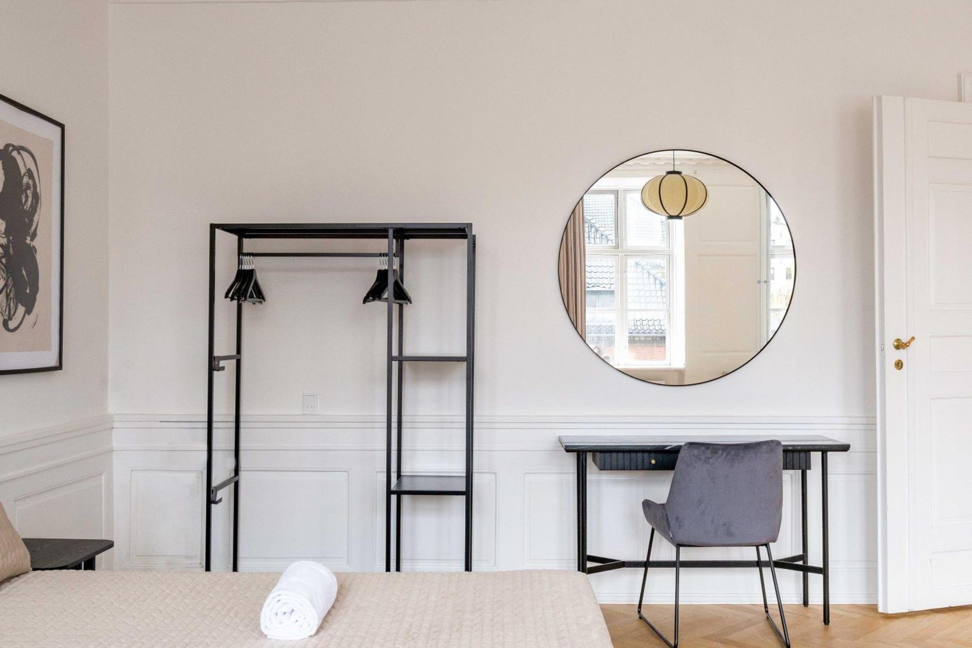 Rare 4Br Apartment W Unique Details In Cph City Copenhaga Exterior foto